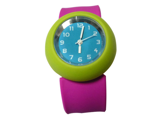 Зеленый случае Роуз браслет пощечину силиконовые часы с Шелковый печатный логотип 230 * 30 * 2 мм